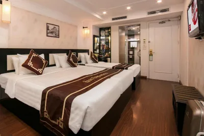 Deluxe Triple Room — Hanoi Emotion Hotel