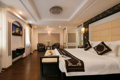 King Suite with City View — Hanoi Emotion Hotel